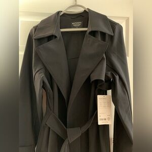 Athleta Stellar Trench Coat, black, size Large Regular length, New With Tag